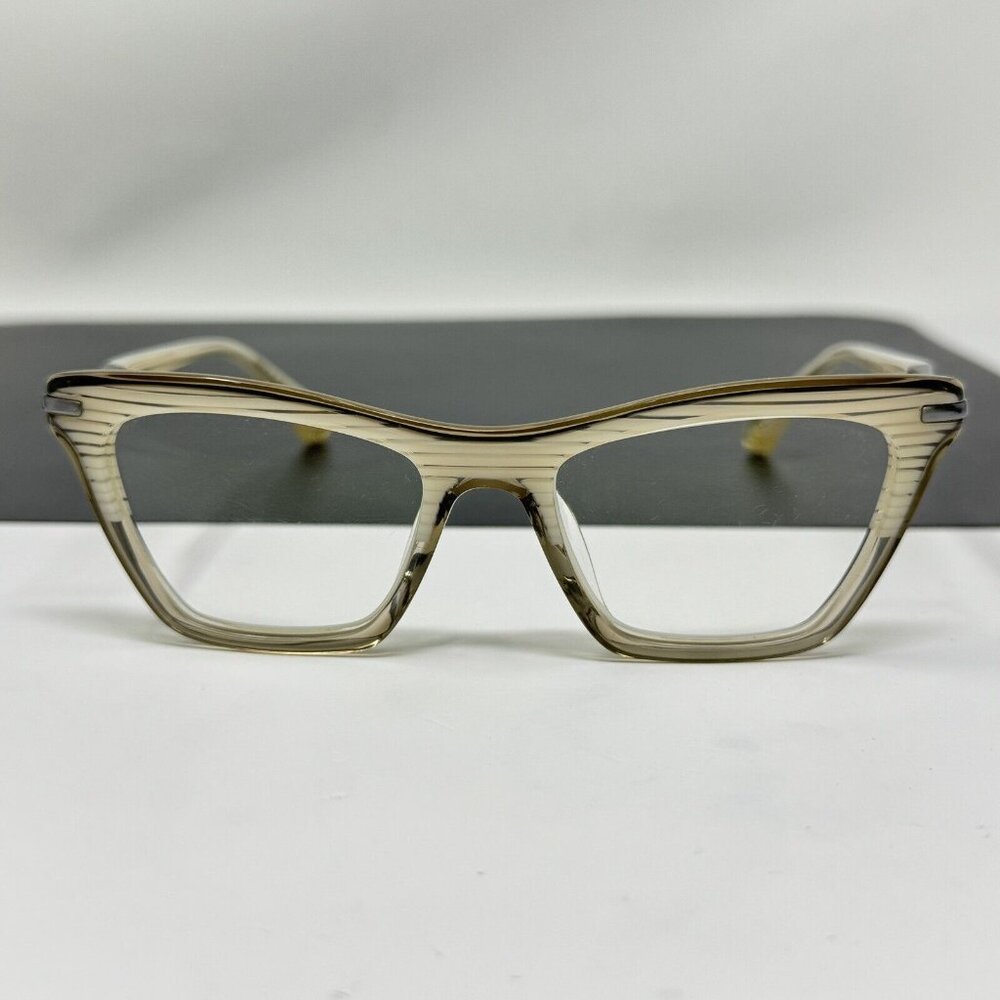 Blake Kuwahara Neutra White Venetian 49 [] 18-140